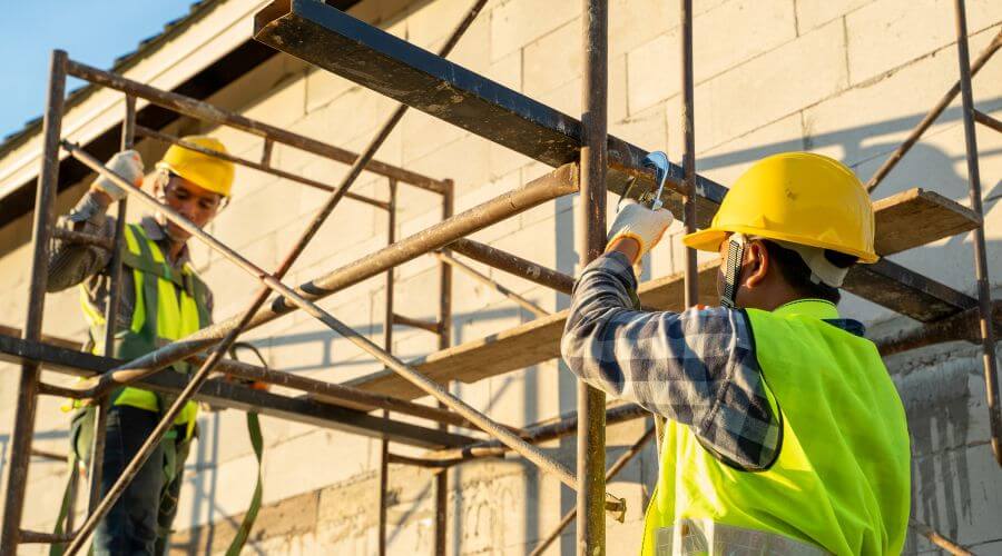 Expert new roof installation services in Bluffton, IN